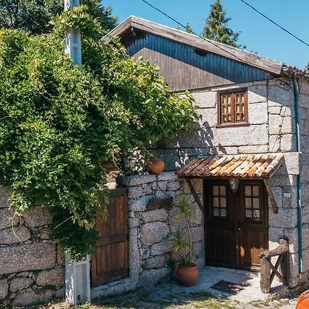 Quinta Da Azenha By House And People *