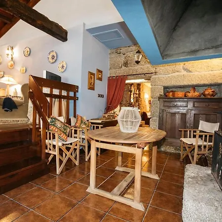 Quinta Da Azenha By House And People Valdosende