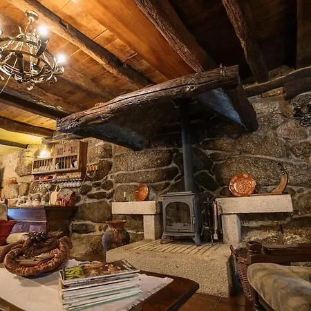 Quinta Da Azenha By House And People * Valdosende