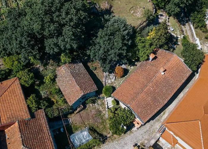 펜션 Quinta Da Azenha By House And People