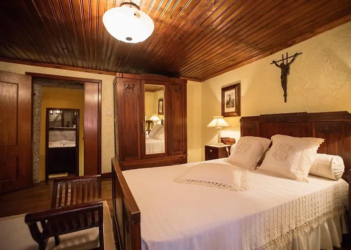 Quinta Da Azenha By House And People * Valdosende