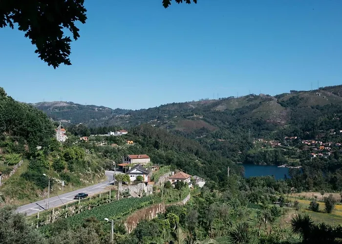 Quinta Da Azenha By House And People 펜션 Valdosende