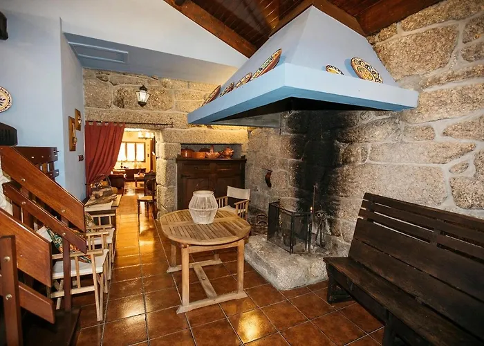 Quinta Da Azenha By House And People Valdosende